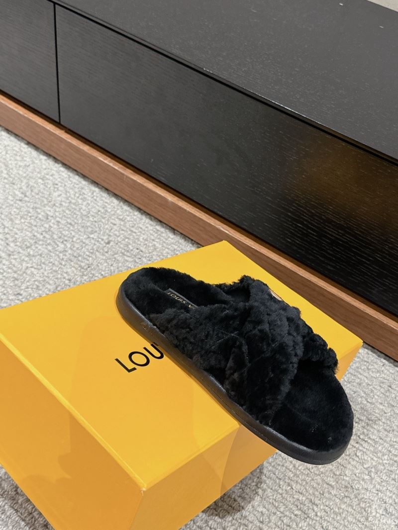 Louis Vuitton Slippers